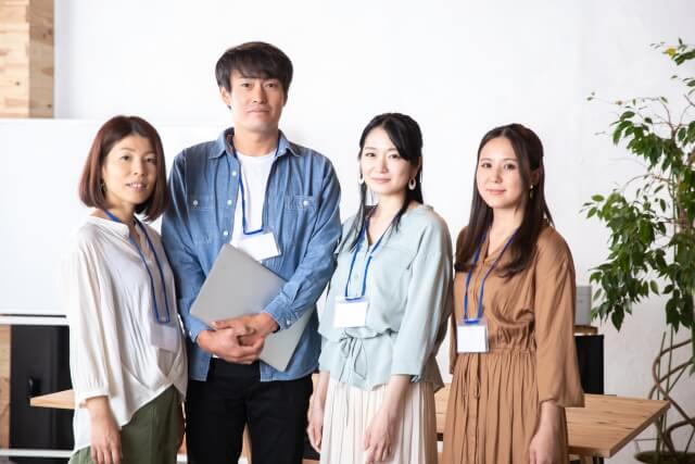 Shopify制作会社の特徴とは？開発の費用相場についても解説の
      アイキャッチ